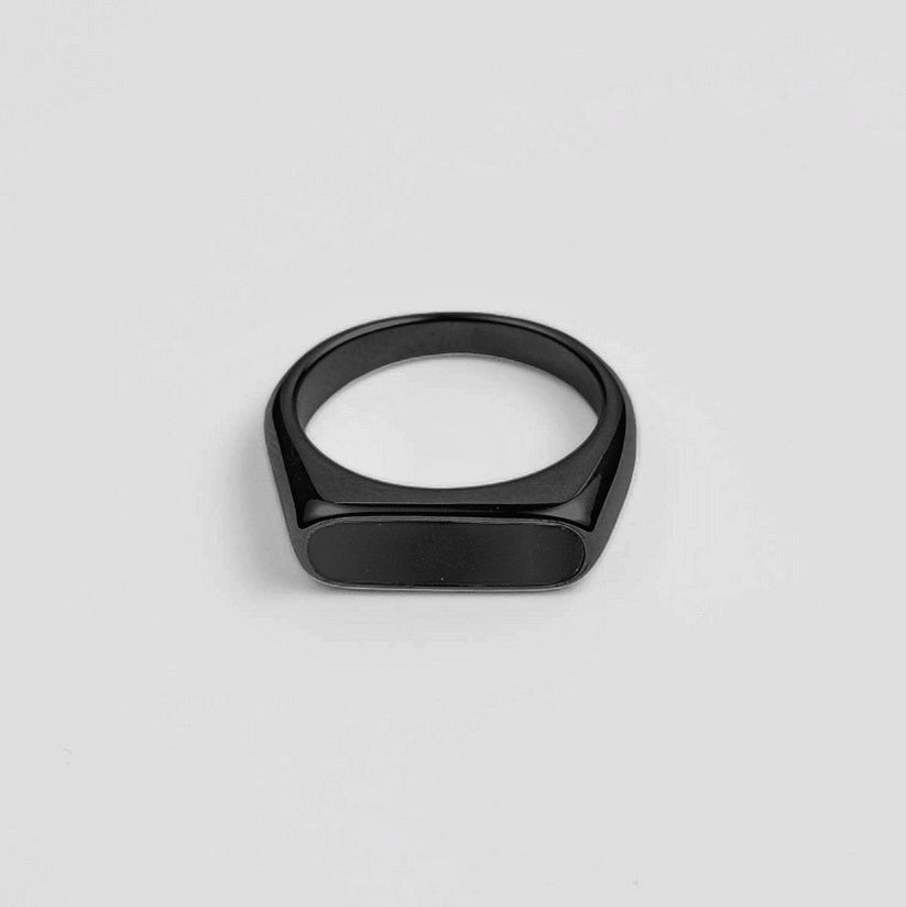 Arc Signet [Black] Ring